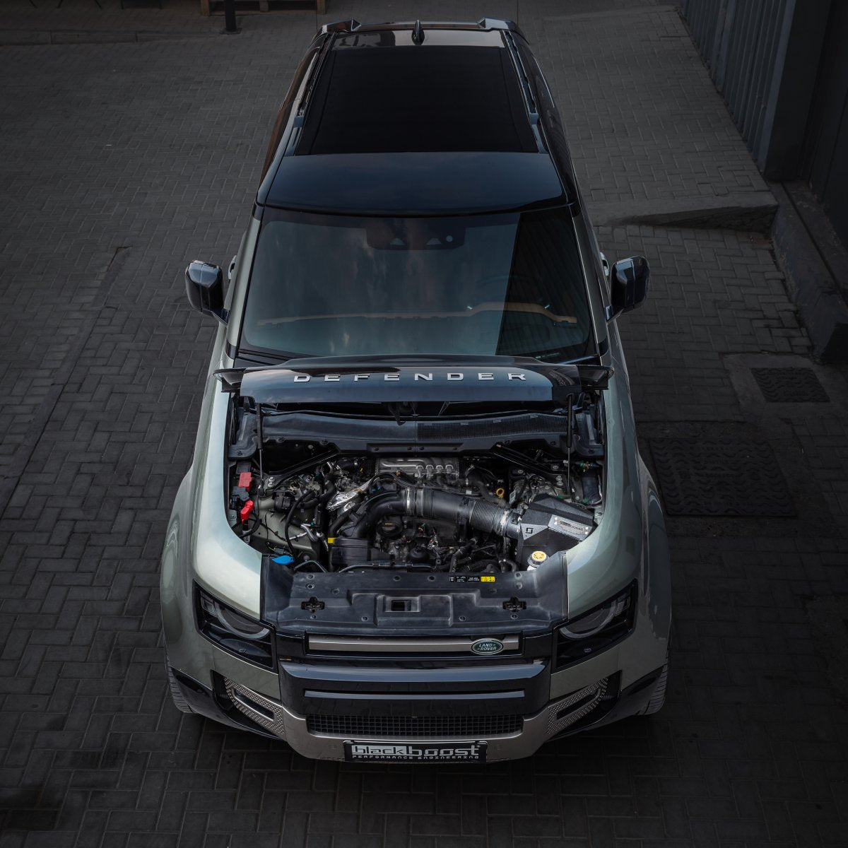 Defender-V6-Cold-Air-Intake-installed2