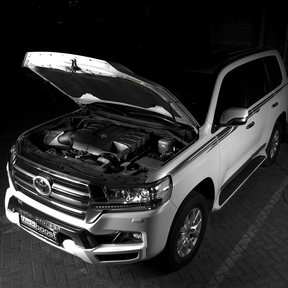 Toyota Land Cruiser J200 1UR-FE 4.6L V8 N/A Cold Air Intake System